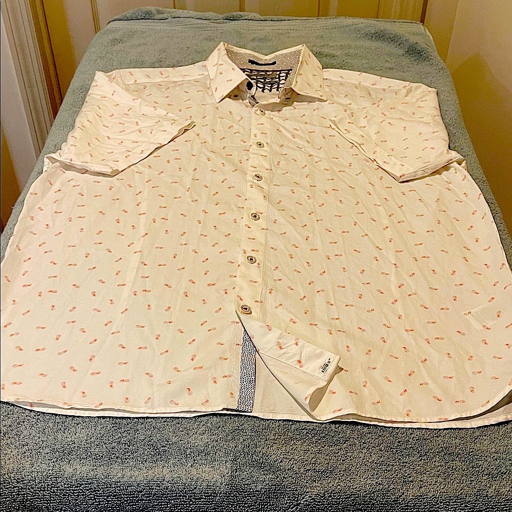 Never Worn Pink Pineapple White Short Sleeve Summer Beach Party Pool Bar US XL